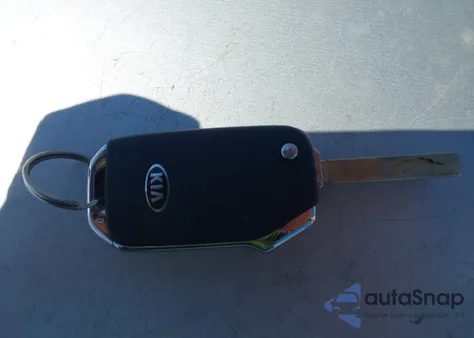 2022 Kia Sorento Lx z USA, uszkodzony, nr VIN 5XYRGDLC6NG094063